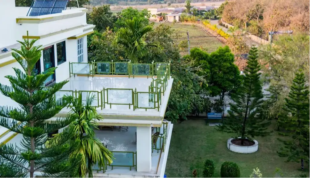 Amidhara Resort